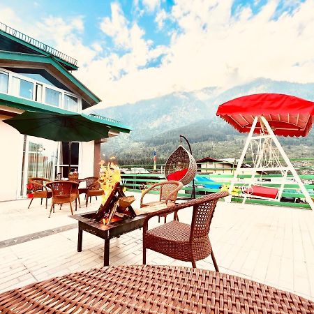 Vista Resort Near Mall Road Manali - Centrally Heated & Air Cooled Exteriör bild