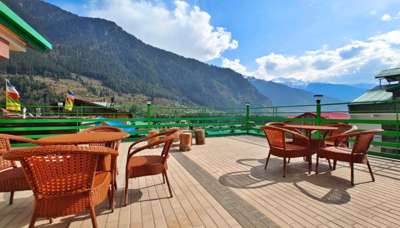 Vista Resort Near Mall Road Manali - Centrally Heated & Air Cooled Exteriör bild