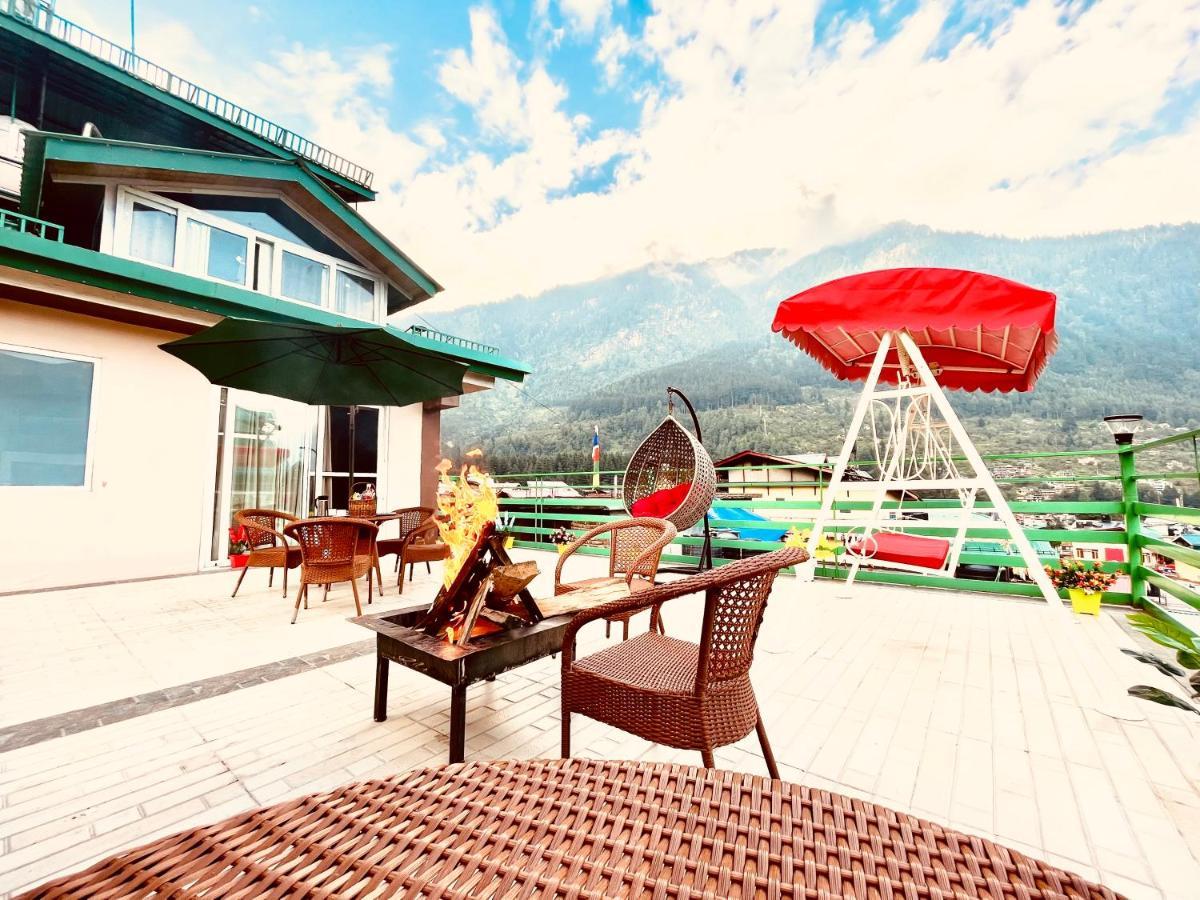 Vista Resort Near Mall Road Manali - Centrally Heated & Air Cooled Exteriör bild