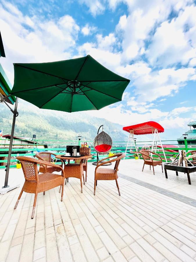 Vista Resort Near Mall Road Manali - Centrally Heated & Air Cooled Exteriör bild