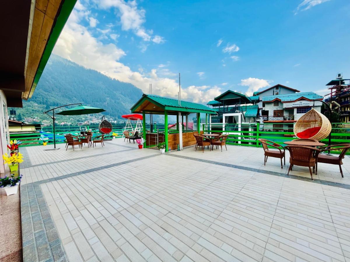 Vista Resort Near Mall Road Manali - Centrally Heated & Air Cooled Exteriör bild